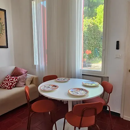 Casa Bianca شقة أرنزانو